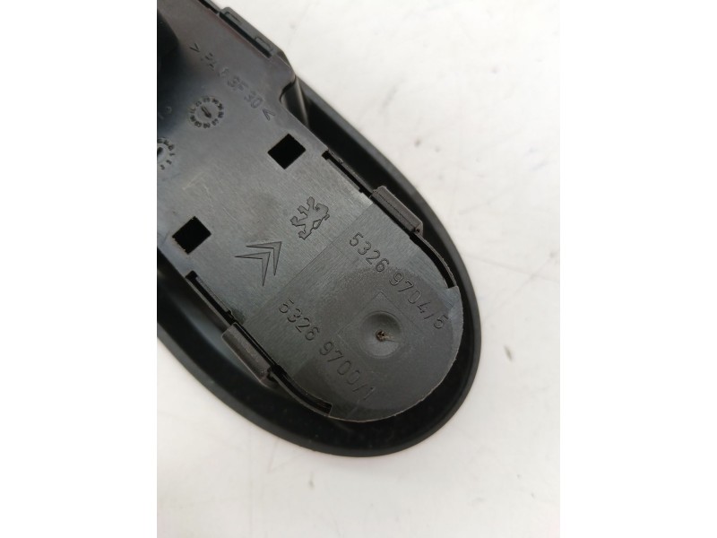Recambio de mando elevalunas delantero izquierdo para peugeot 407 (6d_) 2.2 hdi 170 (6d4hth) referencia OEM IAM 5326970475  
							