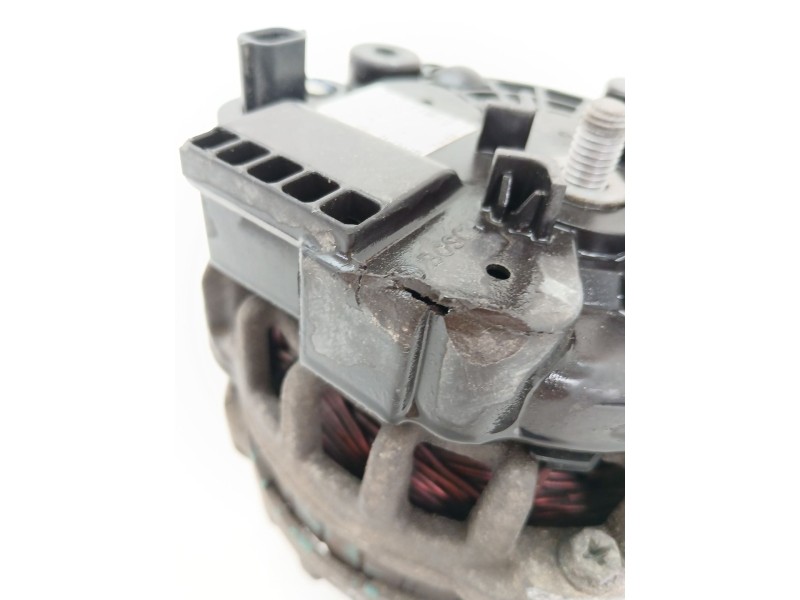 Recambio de alternador para renault clio iv (bh_) 1.2 16v referencia OEM IAM 231003730R  
