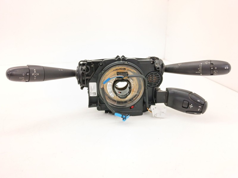 Recambio de mando multifuncion para peugeot 5008 (0u_, 0e_) 1.6 16v referencia OEM IAM 96773911XT  