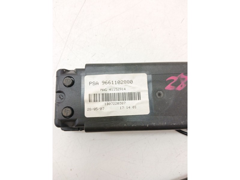 Recambio de modulo electronico para peugeot 407 (6d_) 2.2 hdi 170 (6d4hth) referencia OEM IAM 9661102880  
							