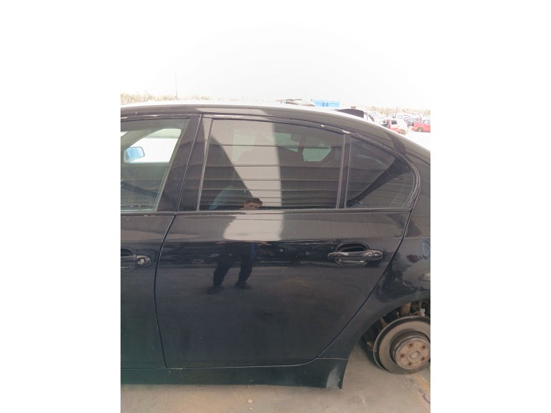 Recambio de puerta trasera izquierda para bmw 5 (e60) 530 d referencia OEM IAM   