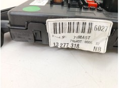 Recambio de caja reles / fusibles para opel insignia a sports tourer (g09) 2.0 cdti (35) referencia OEM IAM 13277318   2
