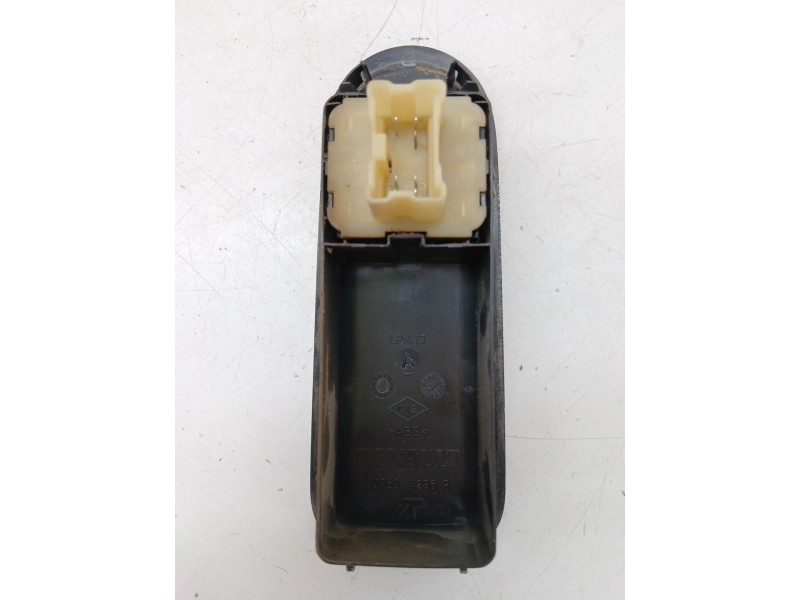 Recambio de mando elevalunas delantero izquierdo para dacia duster (hs_) 1.5 dci referencia OEM IAM 254110431R  