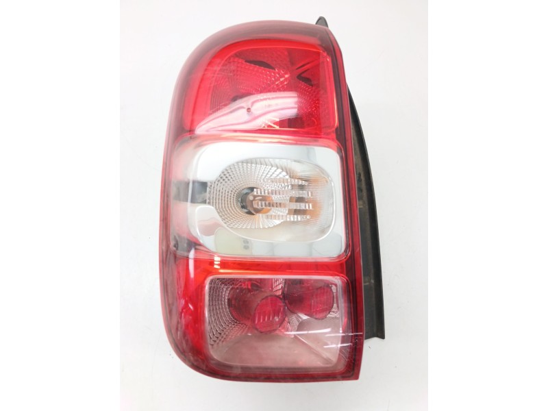 Recambio de piloto trasero izquierdo para dacia duster (hs_) 1.5 dci referencia OEM IAM 265551679R  