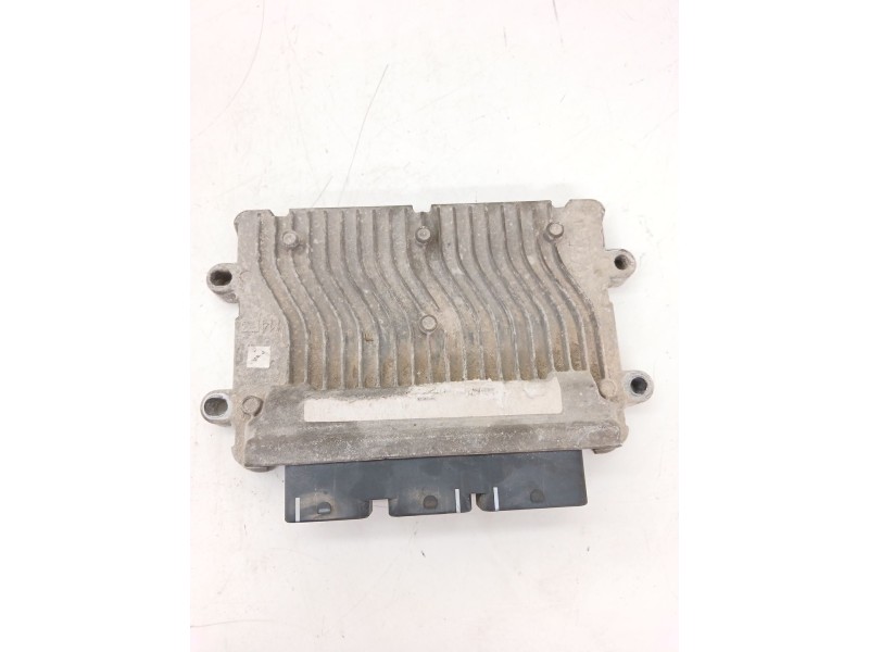 Recambio de centralita motor uce para peugeot 206+ (2l_, 2m_) 1.4 i referencia OEM IAM 9677592980  