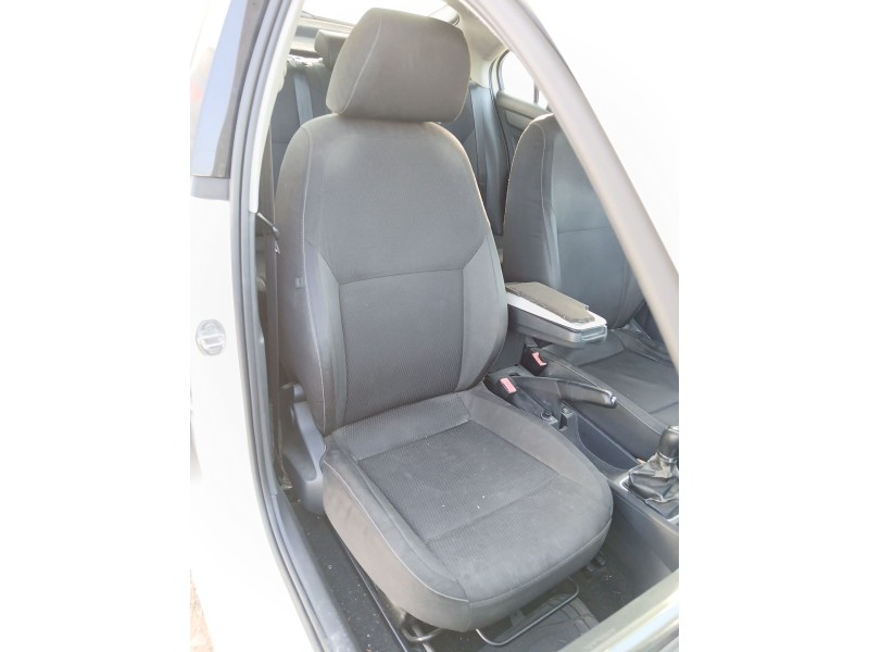 Recambio de asiento delantero derecho para skoda rapid (nh3, nk3, nk6) 1.6 tdi referencia OEM IAM   