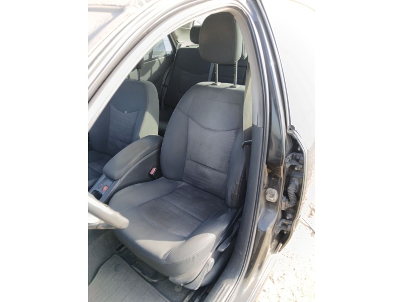 Recambio de asiento delantero izquierdo para renault laguna ii (bg0/1_) 1.9 dci (bg1a, bg1v) referencia OEM IAM   
							