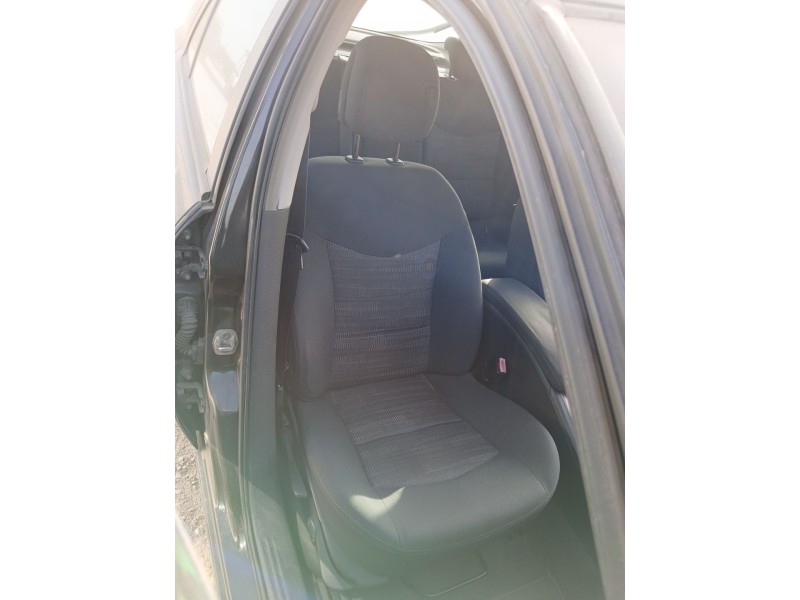 Recambio de asiento delantero derecho para renault laguna ii (bg0/1_) 1.9 dci (bg1a, bg1v) referencia OEM IAM   
							