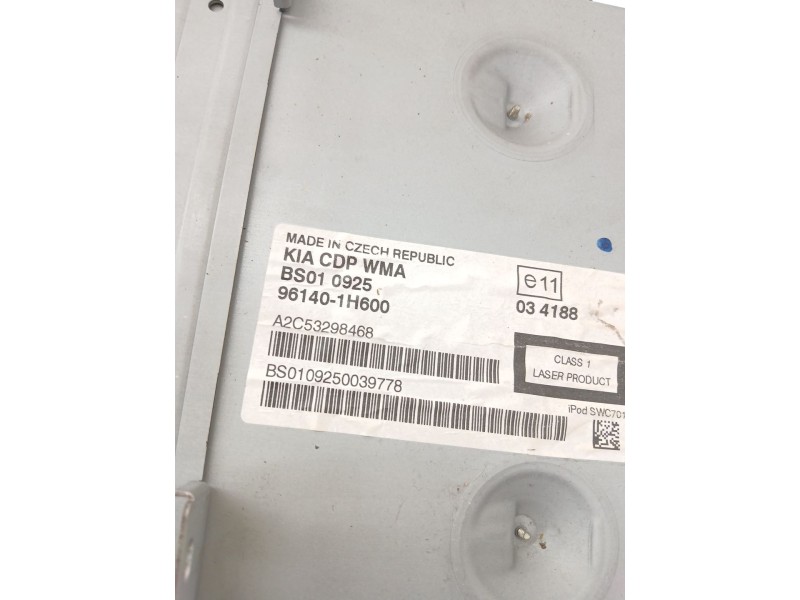 Recambio de sistema audio / radio cd para kia cee´d hatchback (ed) 1.6 cvvt referencia OEM IAM 961401H600  
							