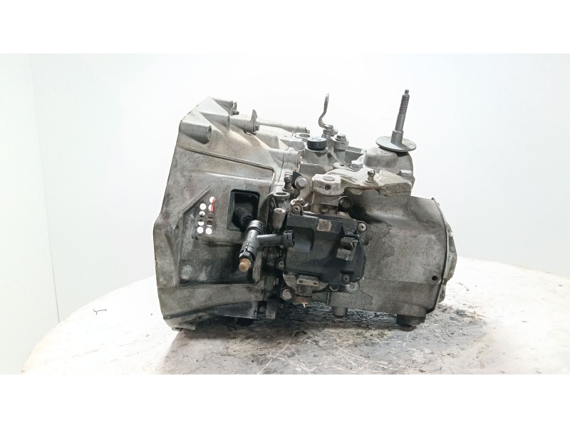 Recambio de caja cambios para peugeot 5008 (0u_, 0e_) 1.6 hdi referencia OEM IAM 20EA07  
							
