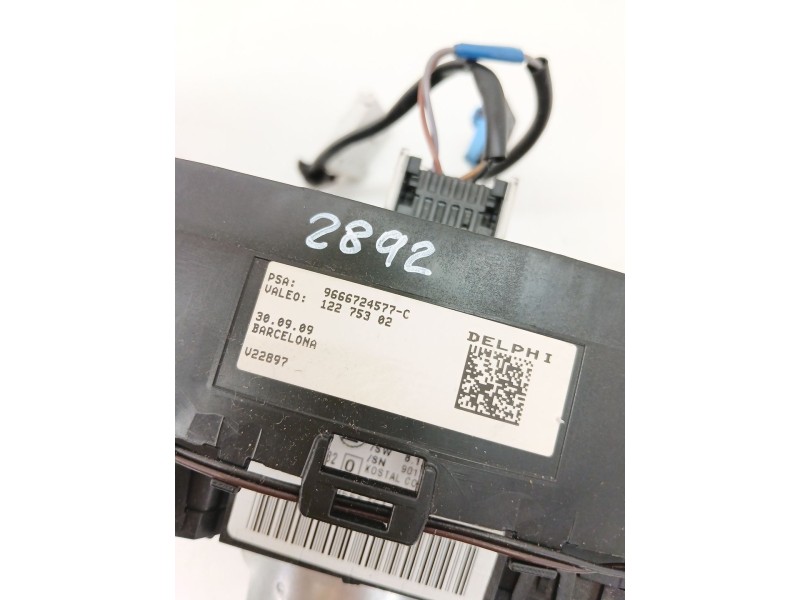 Recambio de mando multifuncion para peugeot 5008 (0u_, 0e_) 1.6 hdi referencia OEM IAM 9666724577C  
							