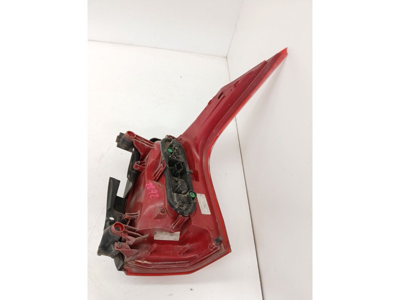Recambio de piloto trasero izquierdo para peugeot 5008 (0u_, 0e_) 1.6 hdi referencia OEM IAM   