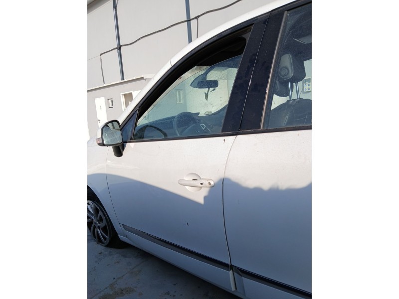 Recambio de puerta delantera izquierda para renault grand scénic iii (jz0/1_) 1.5 dci referencia OEM IAM   