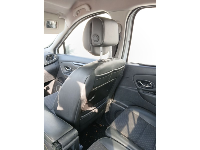 Recambio de asiento delantero derecho para renault grand scénic iii (jz0/1_) 1.5 dci referencia OEM IAM   
							