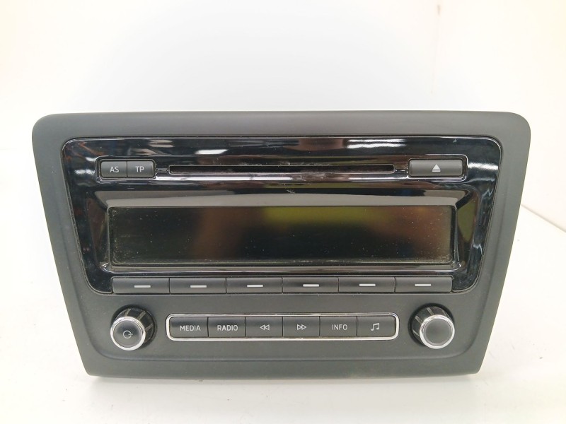 Recambio de sistema audio / radio cd para skoda rapid (nh3, nk3, nk6) 1.6 tdi referencia OEM IAM 5J0035161E  