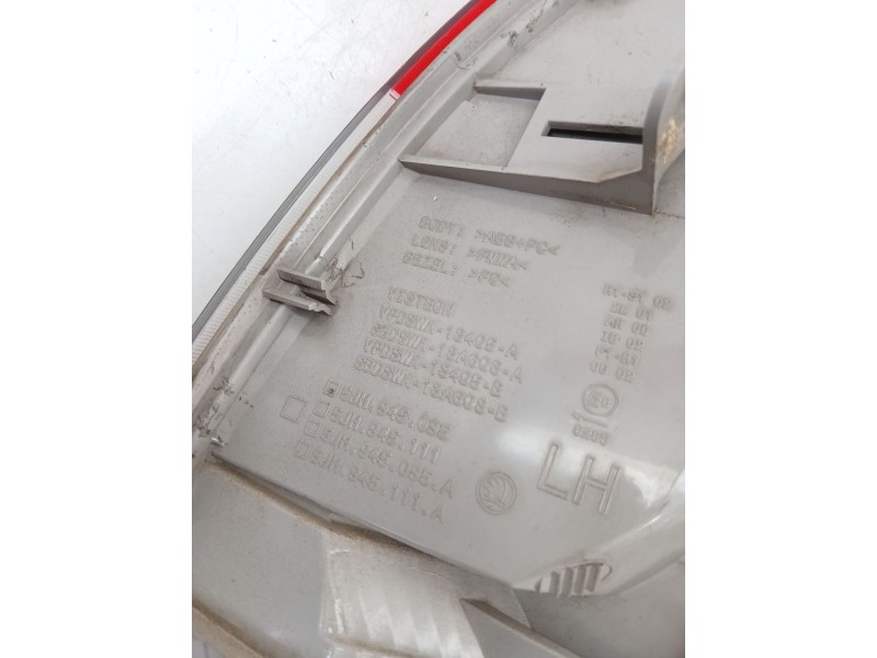 Recambio de piloto trasero izquierdo para skoda rapid (nh3, nk3, nk6) 1.6 tdi referencia OEM IAM 5JH945095  
							