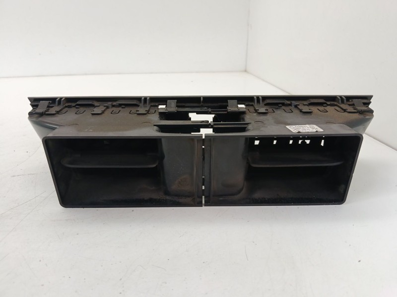 Recambio de rejilla aireadora para skoda rapid (nh3, nk3, nk6) 1.6 tdi referencia OEM IAM 5JA820951C  
							