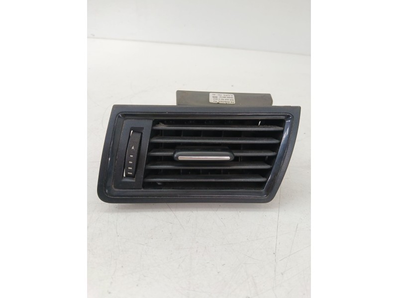 Recambio de rejilla aireadora para skoda rapid (nh3, nk3, nk6) 1.6 tdi referencia OEM IAM 5JA819701E  