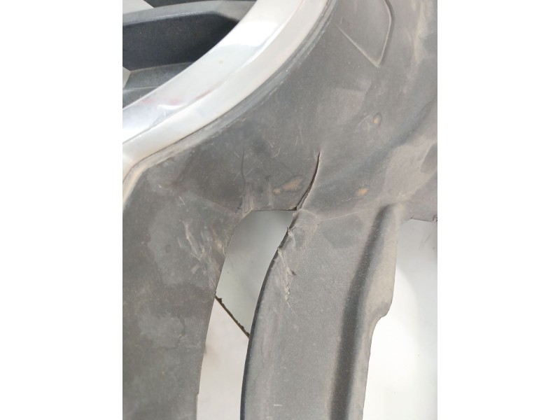 Recambio de calandra delantera de radiador para skoda rapid (nh3, nk3, nk6) 1.6 tdi referencia OEM IAM   