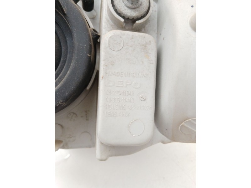 Recambio de faro derecho para chevrolet aveo / kalos sedán (t250, t255) 1.4 referencia OEM IAM 082351104R  
							