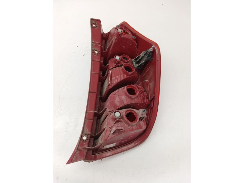 Recambio de piloto trasero izquierdo para hyundai i10 i (pa) 1.1 referencia OEM IAM 924010X110  