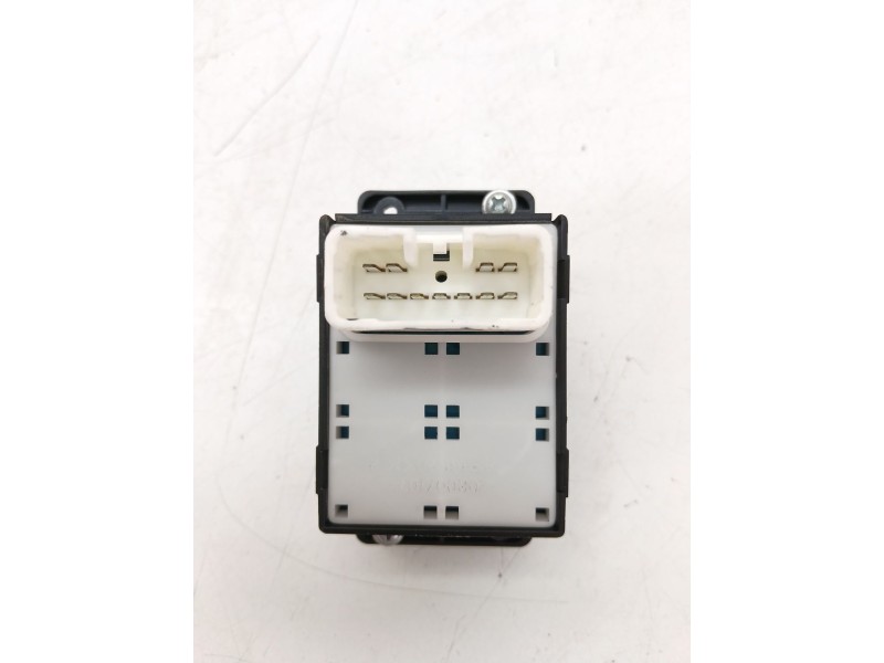 Recambio de mando elevalunas delantero izquierdo para hyundai i10 i (pa) 1.1 referencia OEM IAM 202007106  