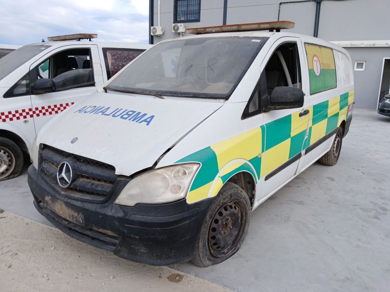 mercedes-benz vito autobús (w639) del año 2013