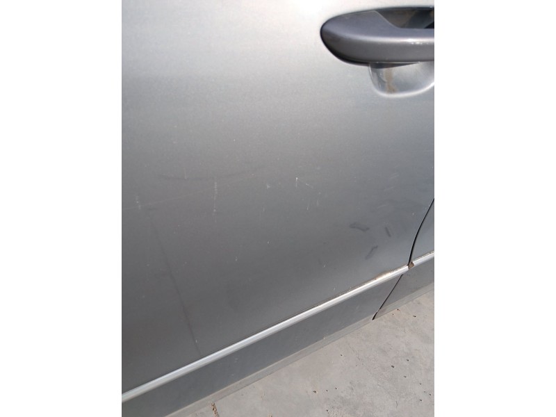 Recambio de puerta delantera izquierda para volkswagen passat b6 (3c2) 2.0 tdi 16v referencia OEM IAM   