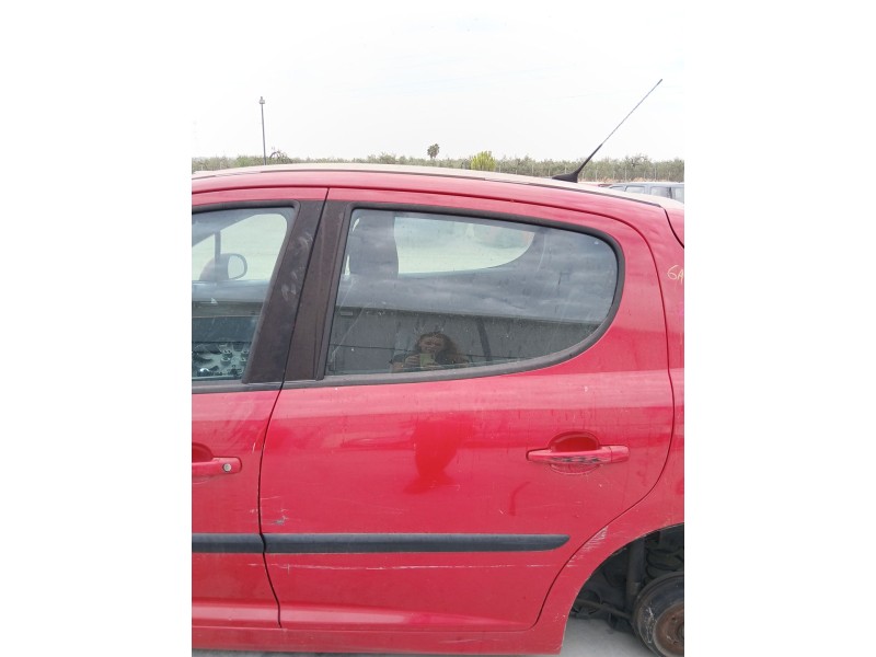Recambio de puerta trasera izquierda para peugeot 207/207+ (wa_, wc_) 1.4 referencia OEM IAM   