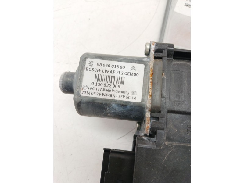 Recambio de elevalunas delantero izquierdo para peugeot 208 i (ca_, cc_) 1.2 vti 82 referencia OEM IAM 9806088180  