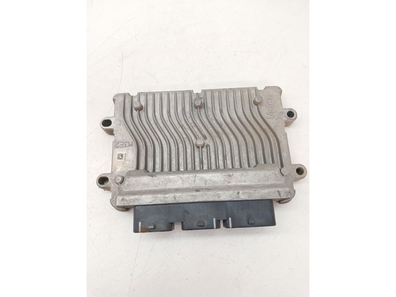 Recambio de centralita motor uce para peugeot 207/207+ (wa_, wc_) 1.4 referencia OEM IAM 9675916480  