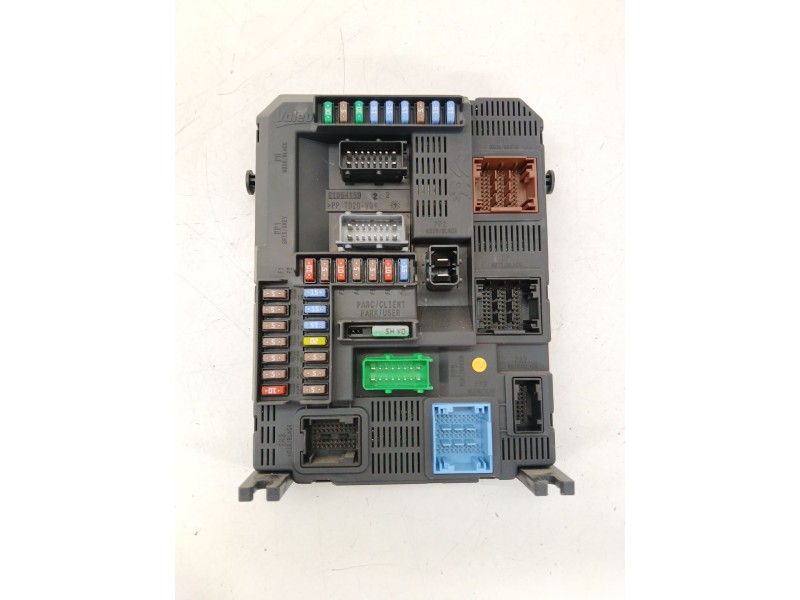 Recambio de caja reles / fusibles para peugeot 208 i (ca_, cc_) 1.2 vti 82 referencia OEM IAM 9807531680  