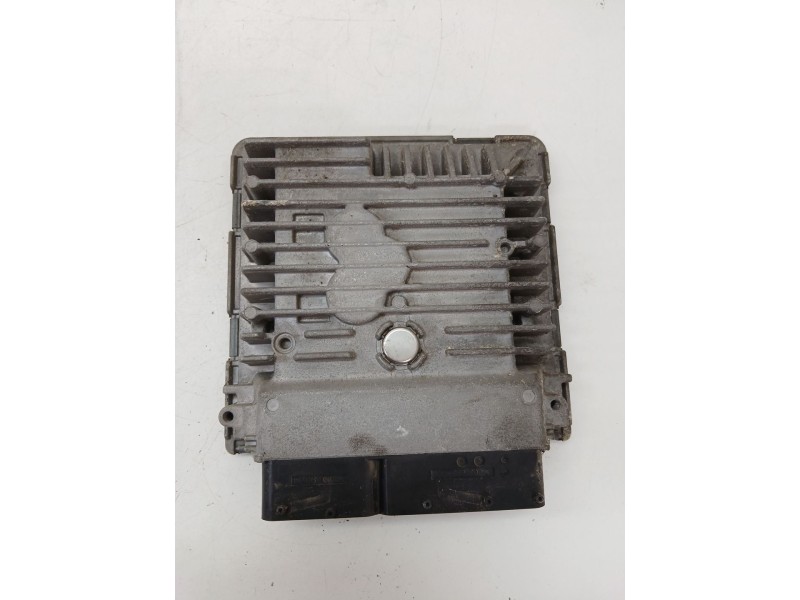 Recambio de centralita motor uce para seat ibiza iv (6j5, 6p1) 1.6 tdi referencia OEM IAM   
