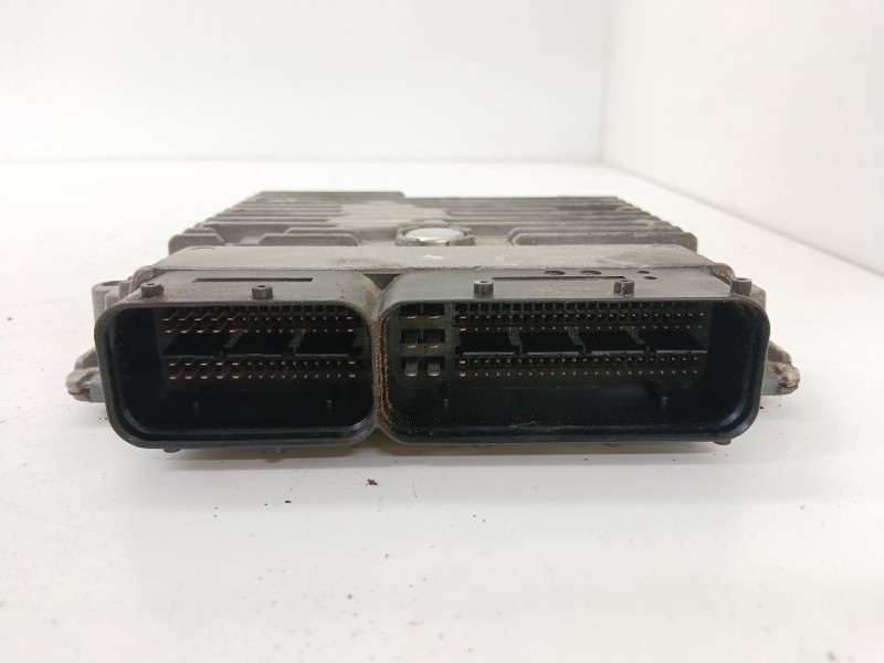 Recambio de centralita motor uce para seat ibiza iv (6j5, 6p1) 1.6 tdi referencia OEM IAM   