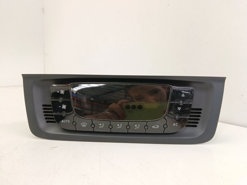 Recambio de mando climatizador para seat ibiza iv (6j5, 6p1) 1.6 tdi referencia OEM IAM 6J0820043  