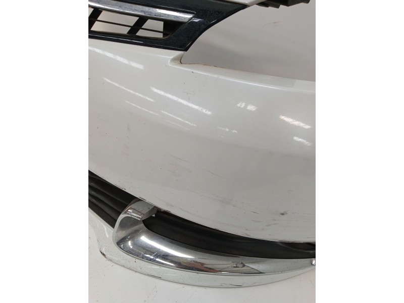 Recambio de paragolpes delantero para renault grand scénic iii (jz0/1_) 1.5 dci referencia OEM IAM   