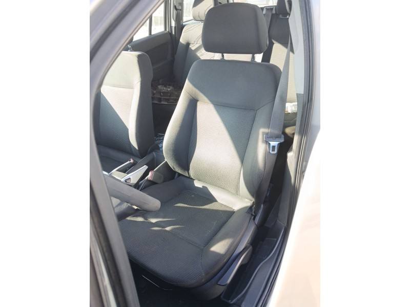 Recambio de asiento delantero izquierdo para opel zafira / zafira family b (a05) 1.6 (m75) referencia OEM IAM   