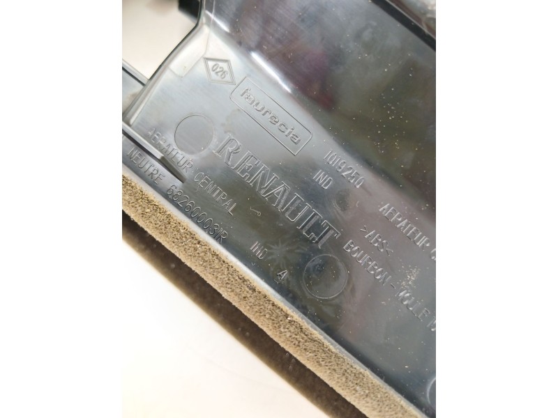 Recambio de rejilla aireadora para renault grand scénic iii (jz0/1_) 1.5 dci referencia OEM IAM 682600031R  