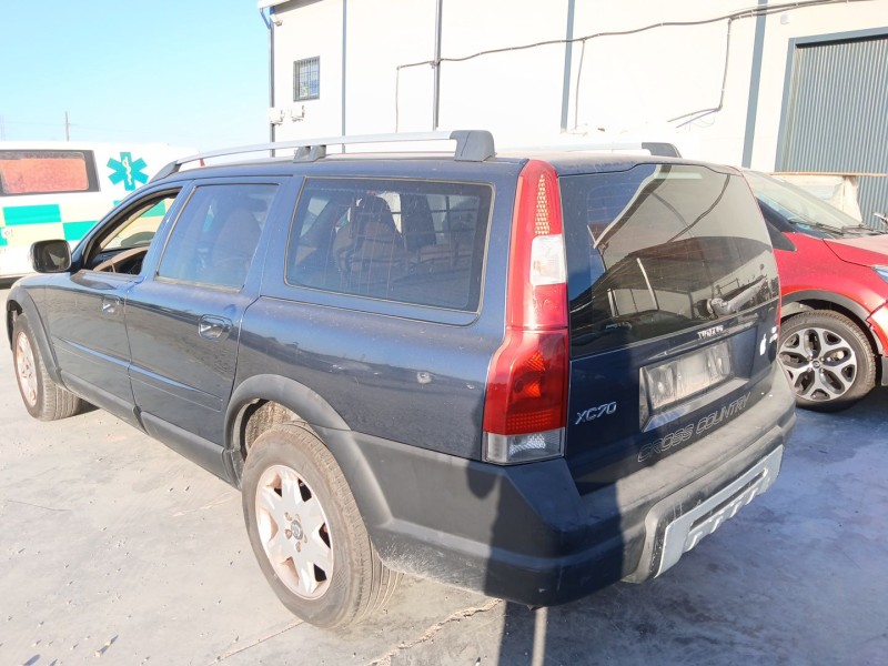 volvo xc70 i cross country (295) del año 2006
							