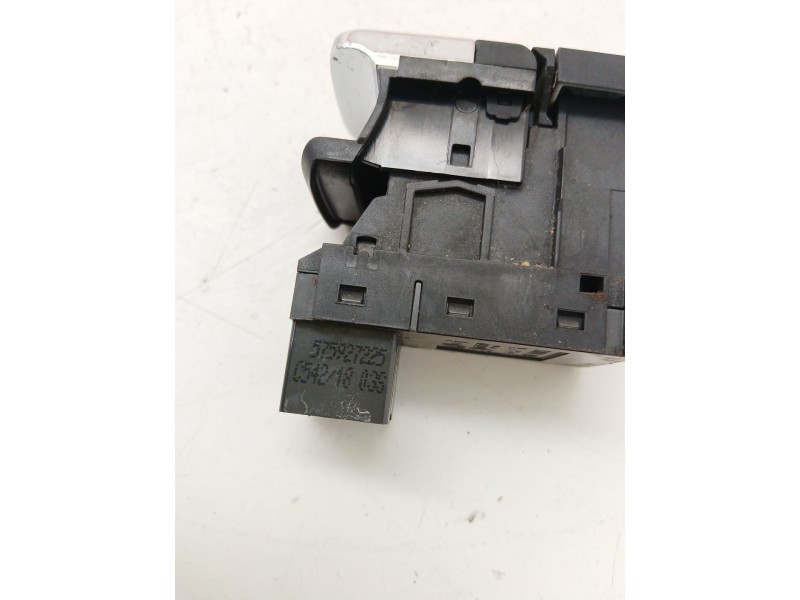 Recambio de freno de mano electrico para seat leon (5f1) 1.5 tsi referencia OEM IAM 575927225  
							