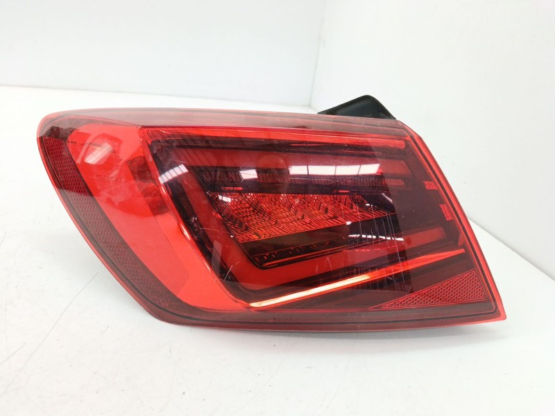 Recambio de piloto trasero izquierdo para seat leon (5f1) 1.5 tsi referencia OEM IAM 5F0945207F  