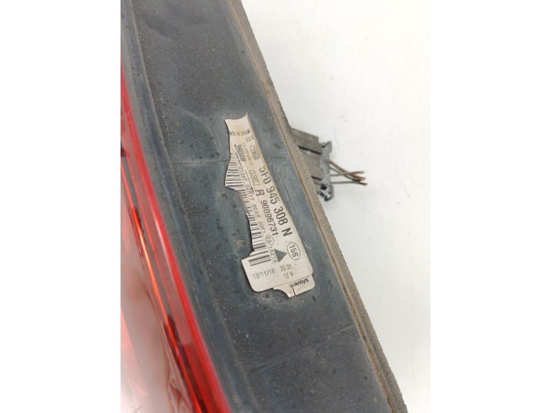 Recambio de piloto trasero derecho interior para seat leon (5f1) 1.5 tsi referencia OEM IAM 5F0945308N  
