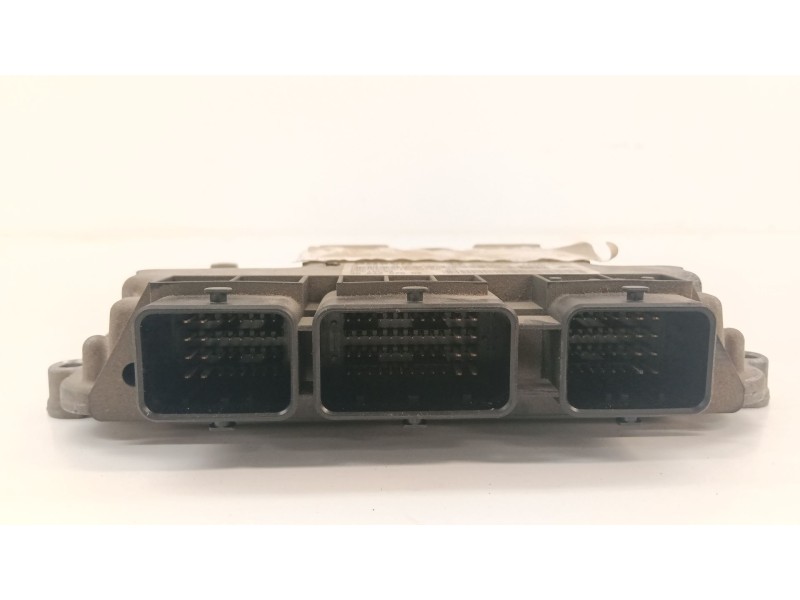Recambio de centralita motor uce para citroën c4 i (lc_) 1.6 hdi referencia OEM IAM 9664257580  
							