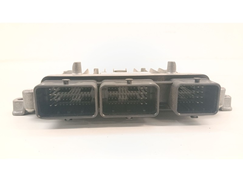 Recambio de centralita motor uce para peugeot 508 i (8d_) 2.0 hdi referencia OEM IAM 9666375980  