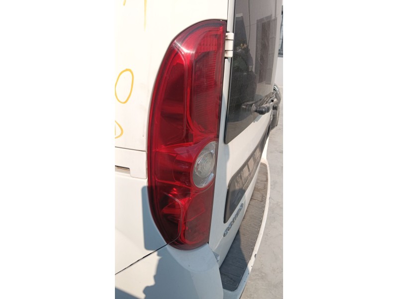 Recambio de piloto trasero izquierdo para opel combo furgoneta/monovolumen (x12) 1.3 cdti (b05) referencia OEM IAM   