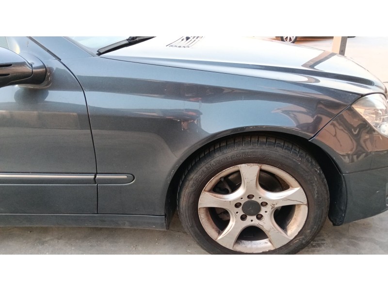Recambio de aleta delantera derecha para mercedes-benz clase clc (cl203) clc 220 cdi (203.708) referencia OEM IAM   