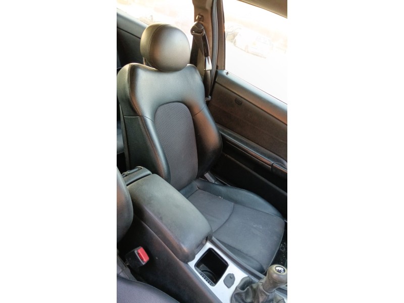Recambio de asiento delantero izquierdo para mercedes-benz clase clc (cl203) clc 220 cdi (203.708) referencia OEM IAM   
							