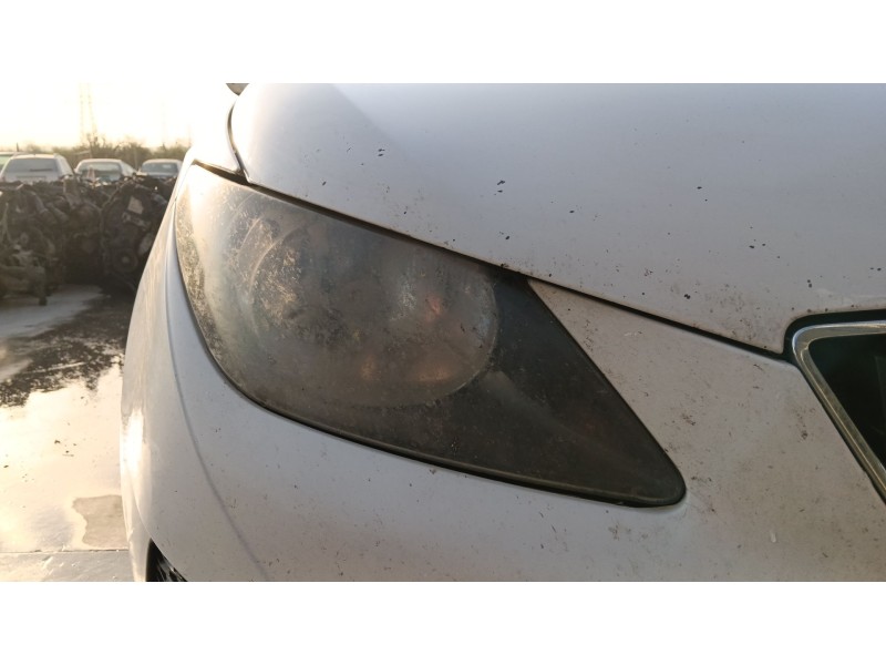 Recambio de faro derecho para seat ibiza iv sc (6j1, 6p5) 1.2 tdi referencia OEM IAM   