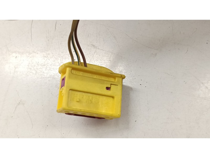 Recambio de guantera para seat leon (5f1) 1.5 tsi referencia OEM IAM 5F1857095  