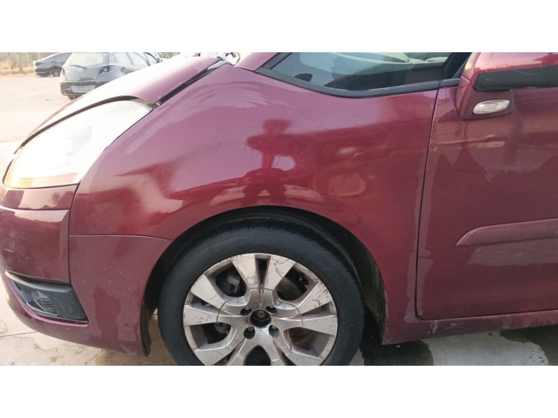 Recambio de aleta delantera izquierda para citroën c4 grand picasso i (ua_) 1.6 hdi referencia OEM IAM   
							